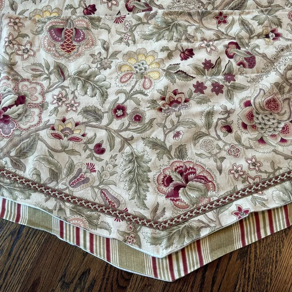 Set 4 Waverly Imperial Dress Antique Jacobean Floral Striped Valance 49